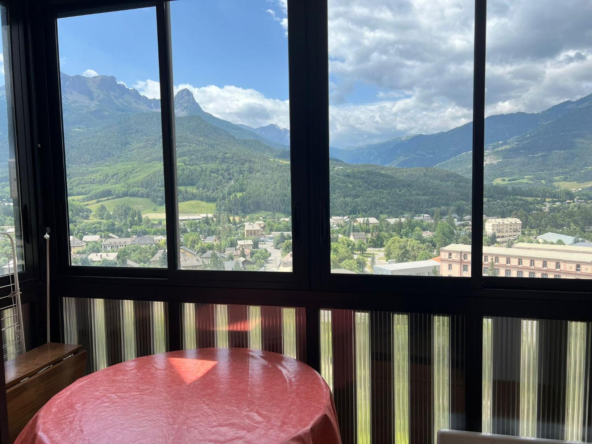 Terrasse Adroit T2 Barcelonnette - Wi-Fi Gratuit - 7 Couchages Daire Dış mekan fotoğraf